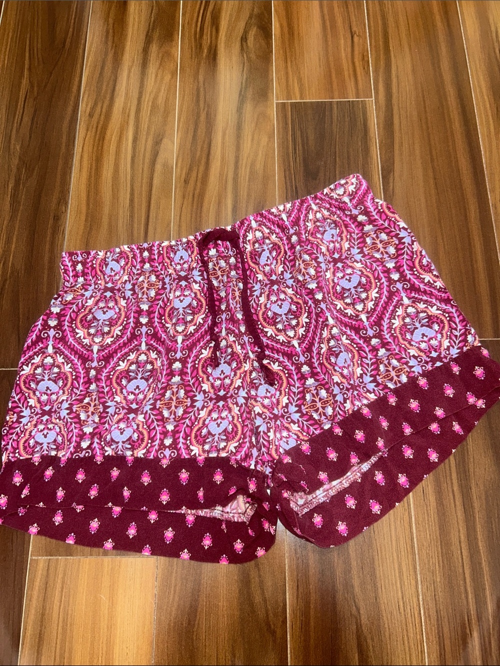 Small 100% Rayon Gilligan & O’Malley pajama shorts